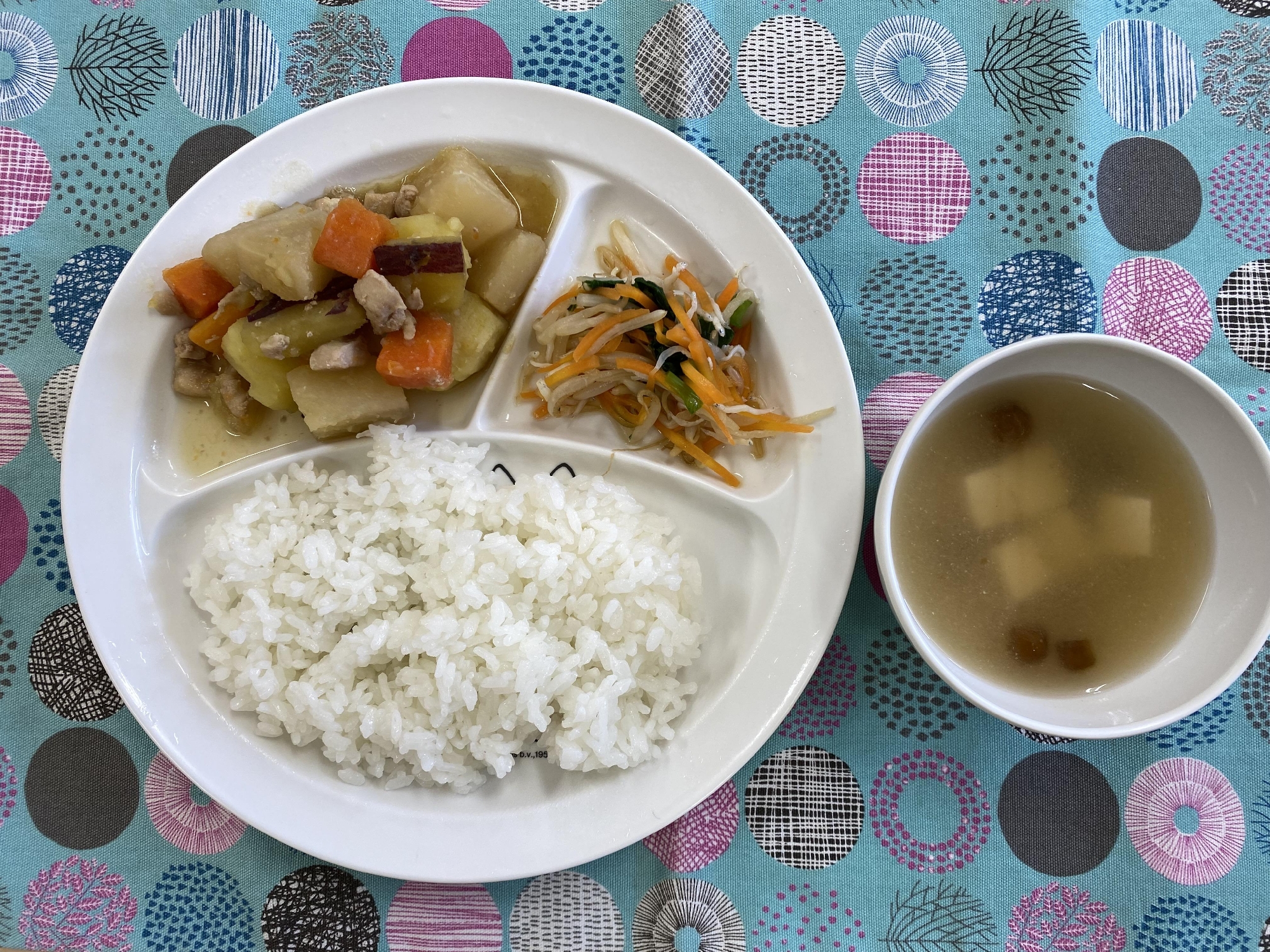 鶏肉と大根とさつまいもの旨煮