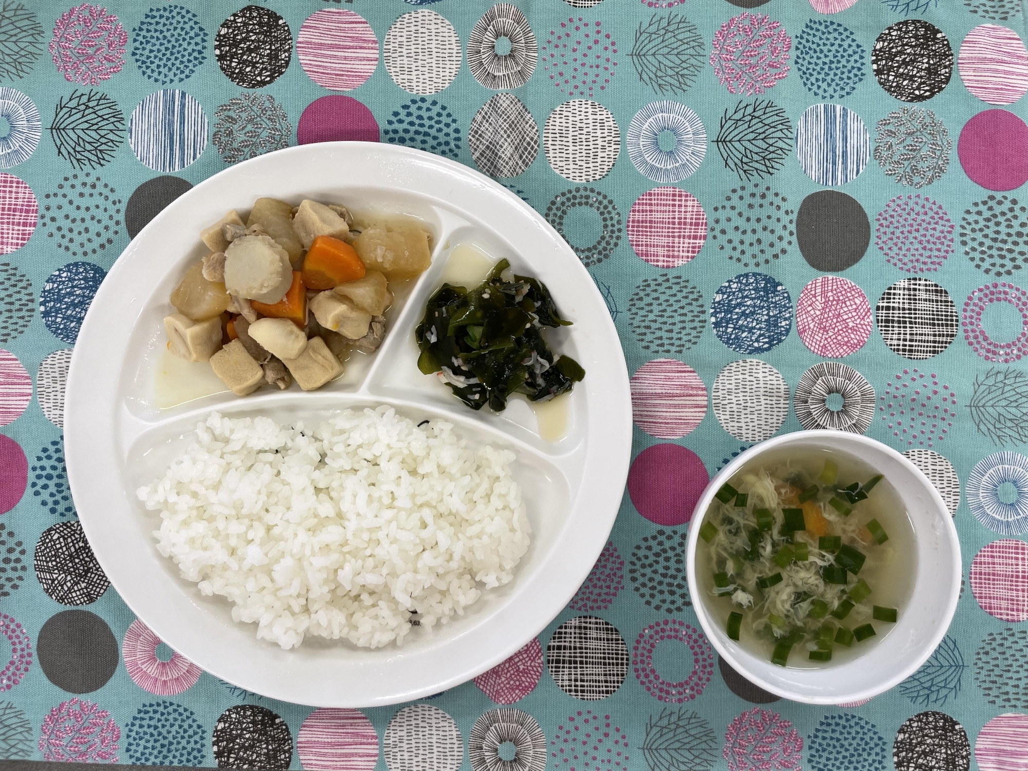 鶏肉と高野豆腐の煮物