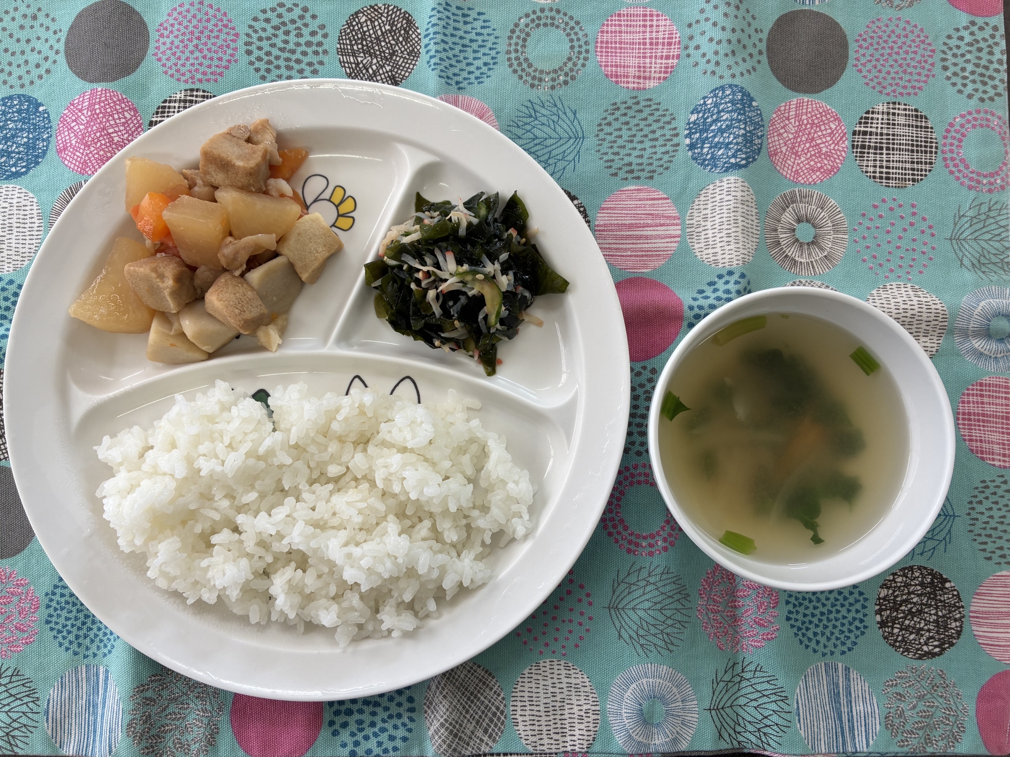 鶏肉と高野豆腐の煮物