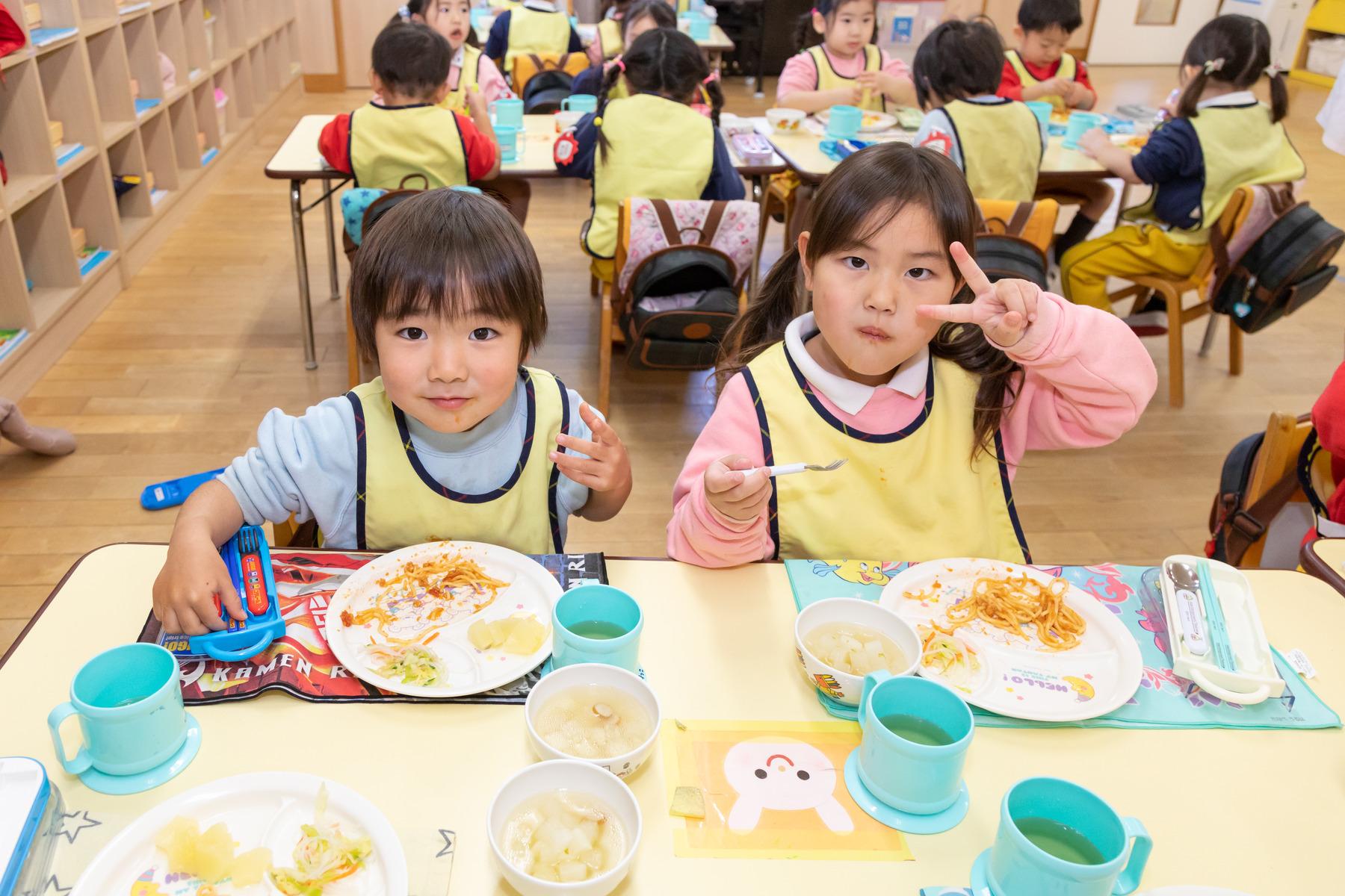 給食