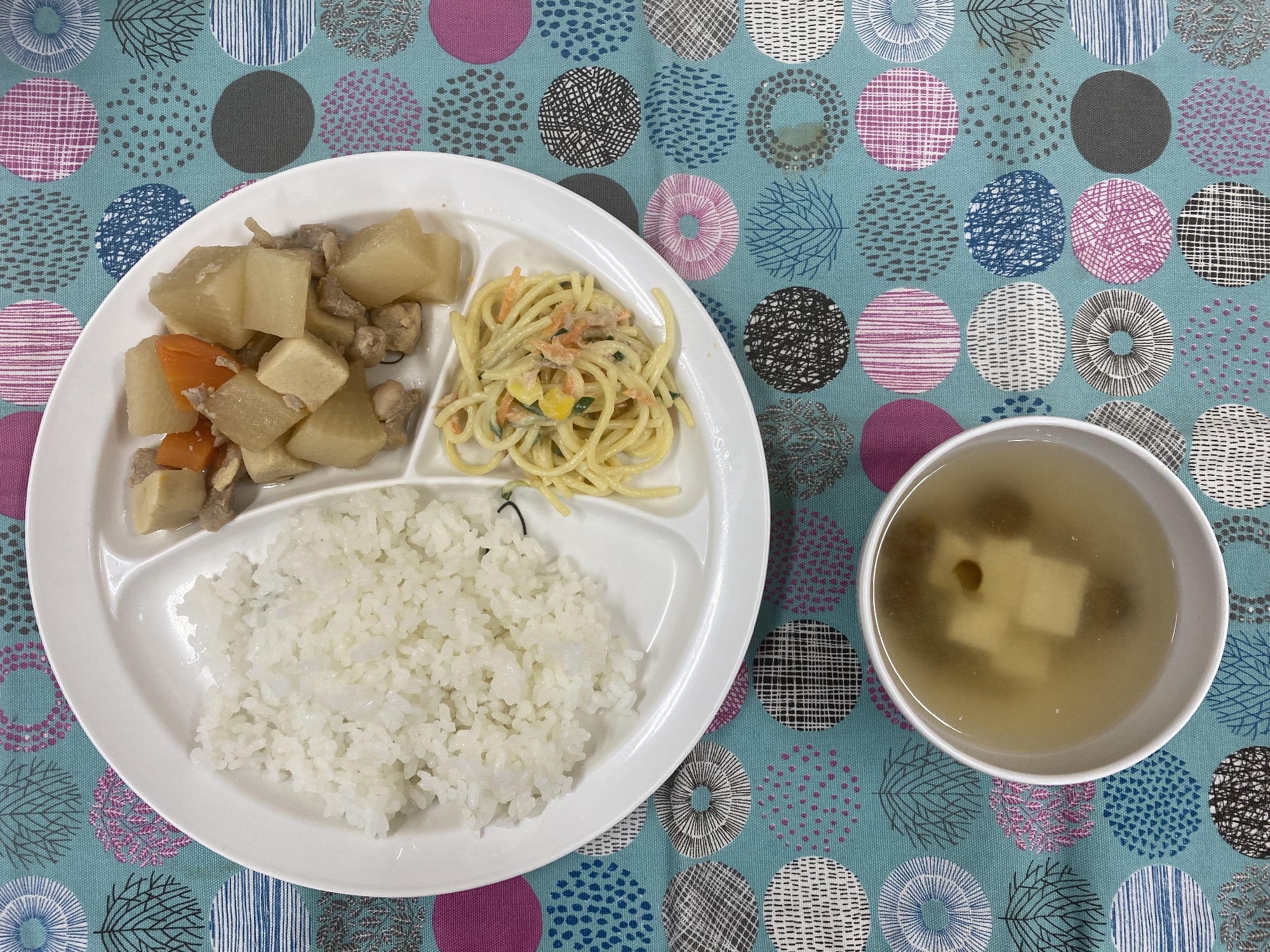 鶏肉と高野豆腐の煮物