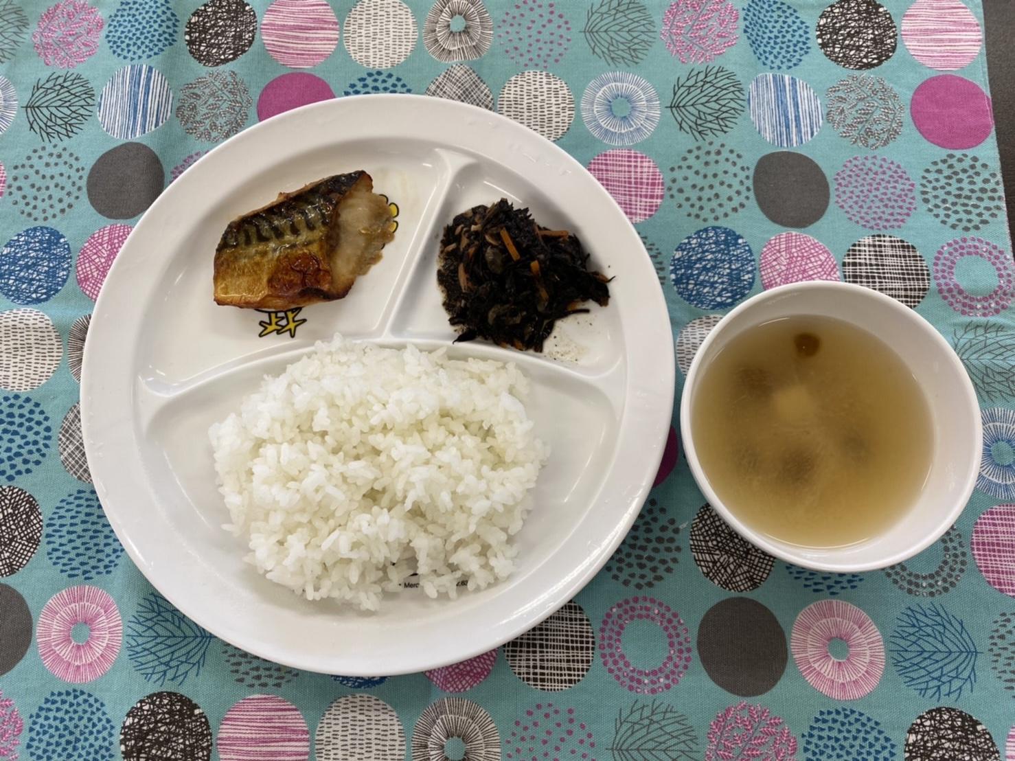 鯖のカレー醤油焼き