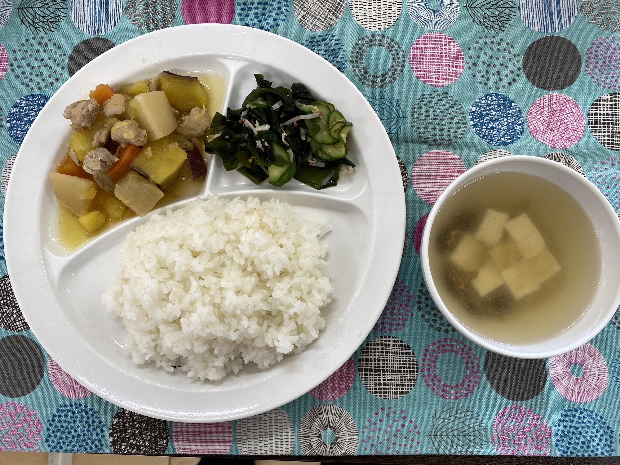 鶏肉と大根とさつまいもの旨煮