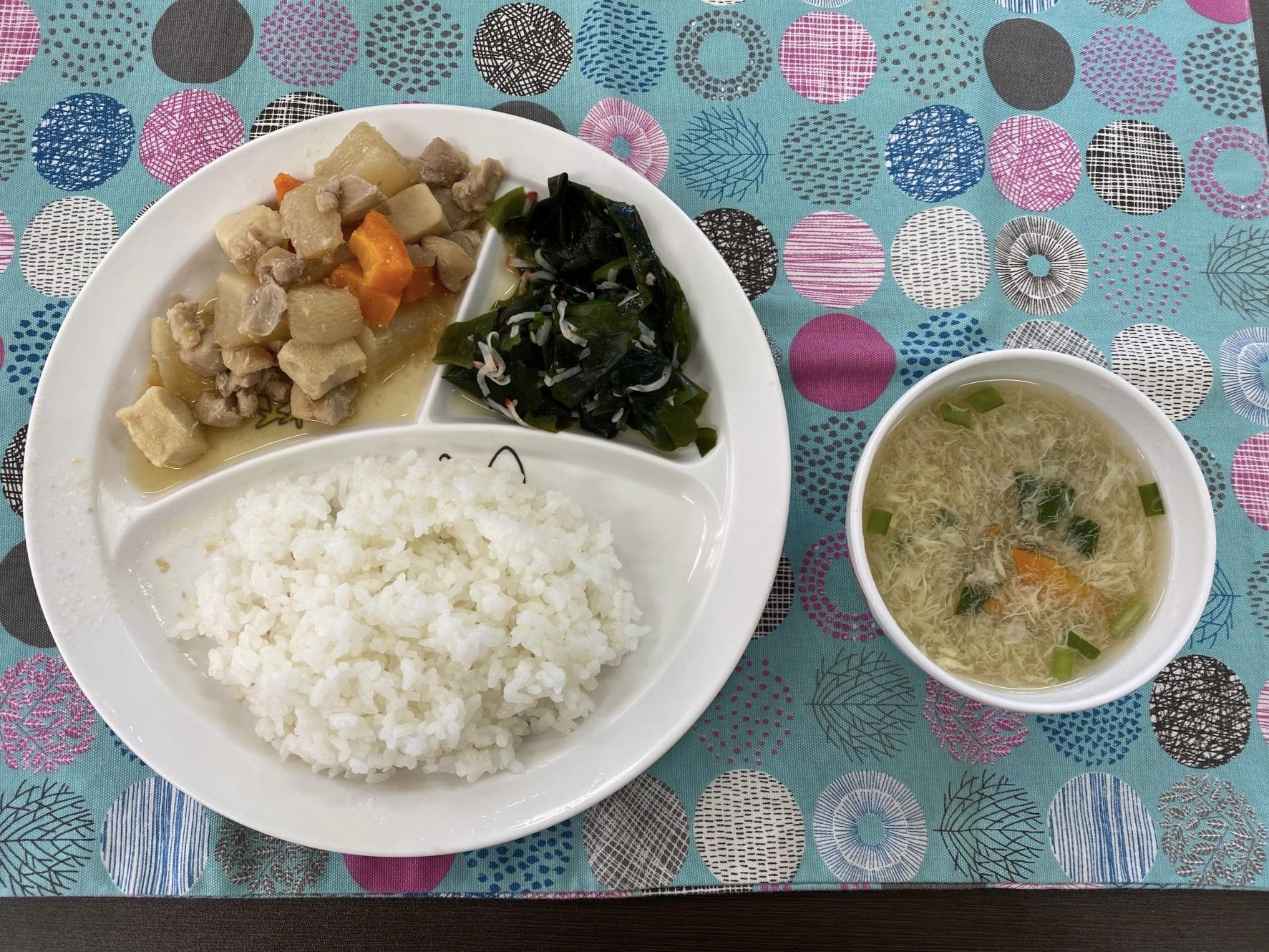 鶏肉と高野豆腐の煮物