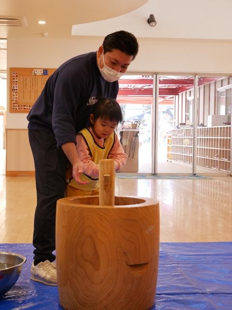 1/8（金）　餅つき大会・手作りお弁当