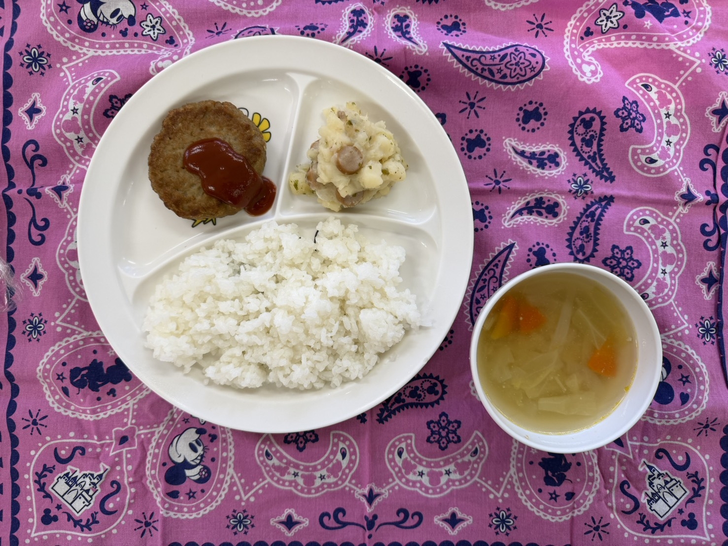 チーズインハンバーグ