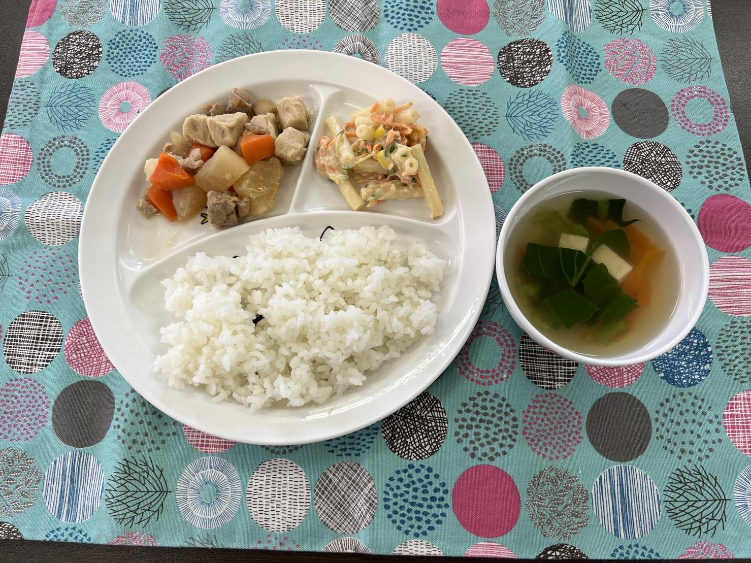 鶏肉と高野豆腐の煮物